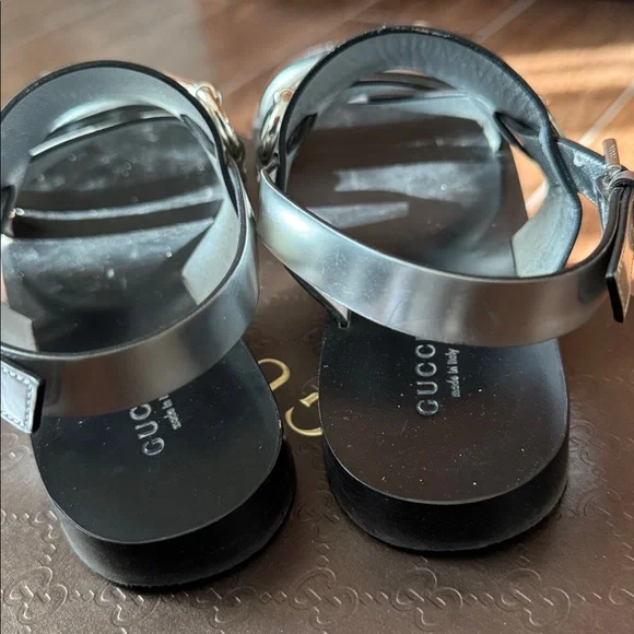Gucci Metallic Silver Horsebit Sandals size 38.5 - Picture 5 of 7